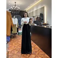 【 Wan wan】袖子花朵缎面珍珠扣木耳领衬衣