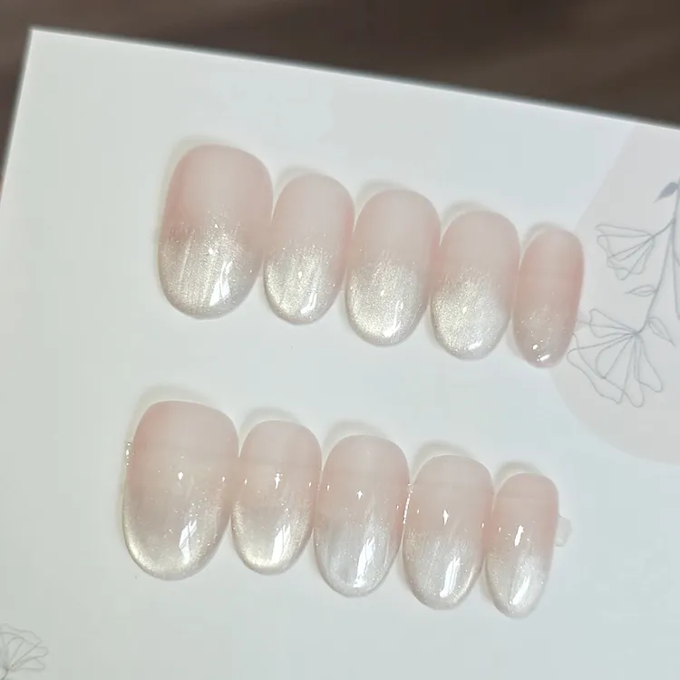冰透裸色渐变猫眼短款穿戴甲日常显白高级感百搭美甲贴片气质手工