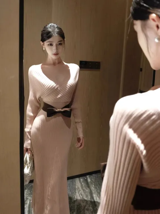 【心动情书】轻奢优雅纯欲修身收腰显瘦包臀连衣裙