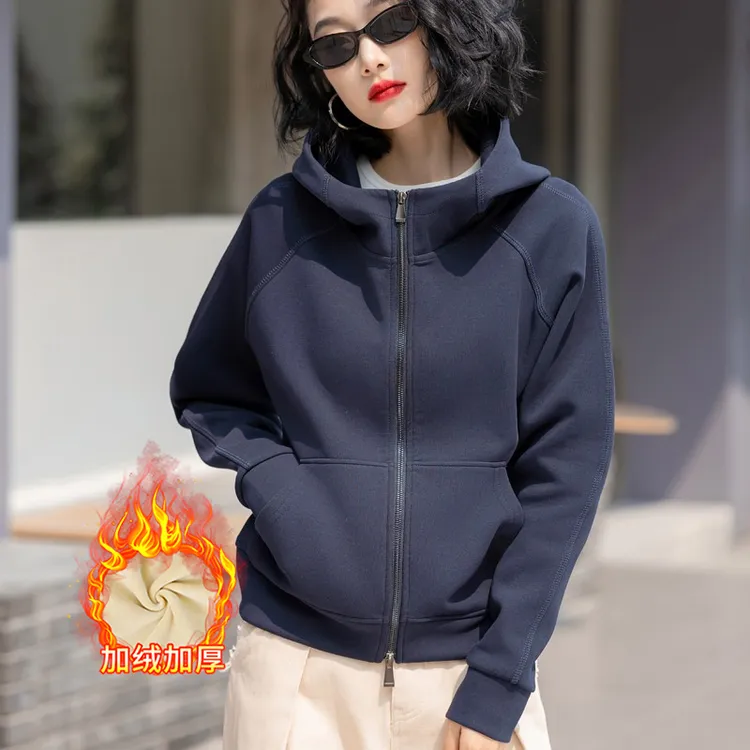 2025冬季韩版加绒加厚款保暖卫衣连帽拉链口袋减龄时尚修身上衣女