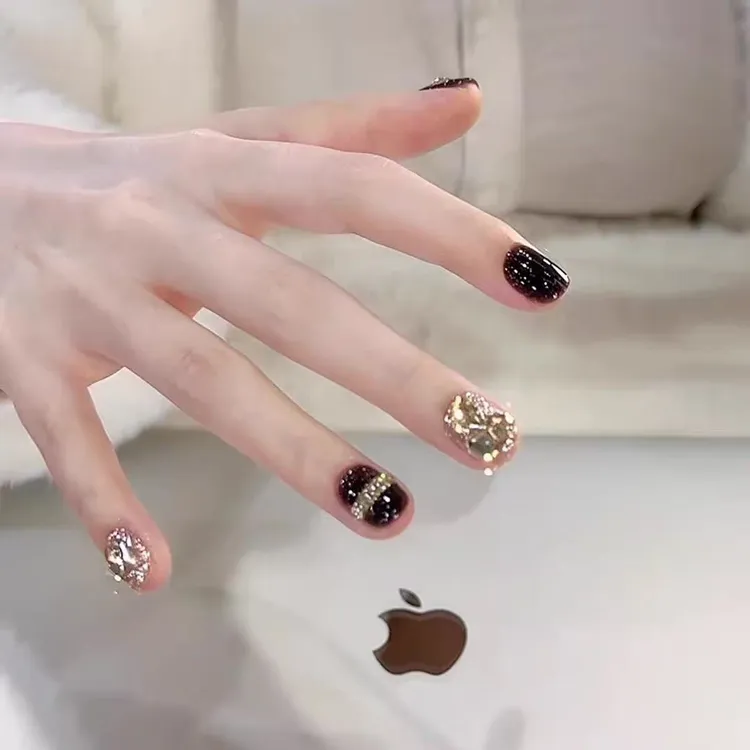 【爆闪棕黑】新款秋冬爆闪棕黑显白美甲 纯手工高级感短款穿戴甲