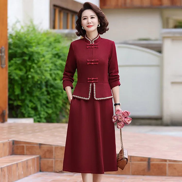 王小鸭喜婆婆婚宴装2025秋季新款中老年妈妈改良旗袍假两件连衣裙