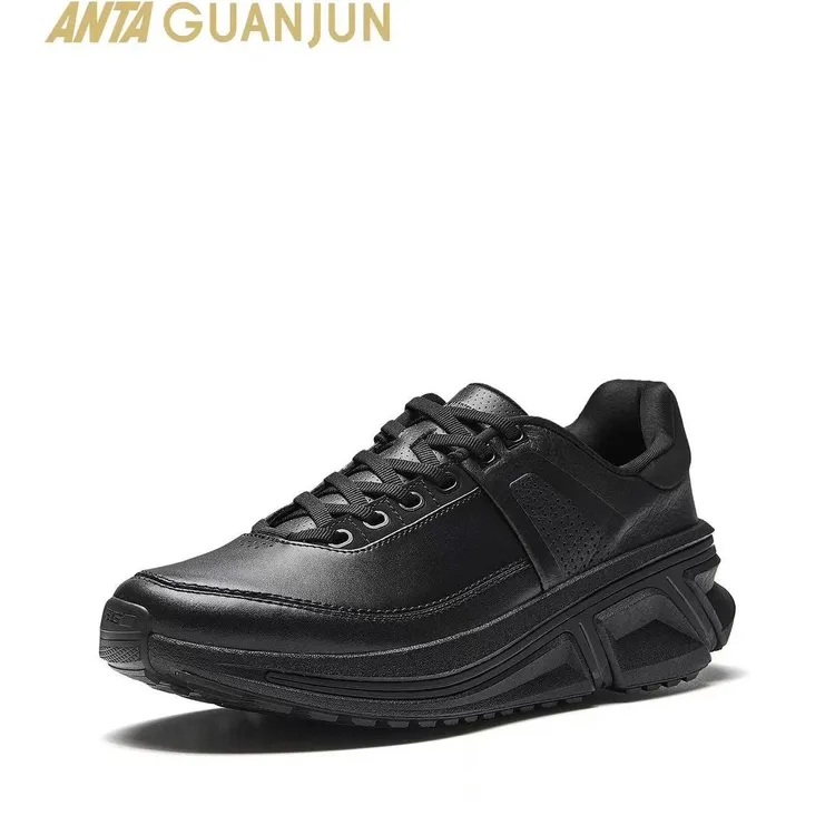 安踏冠军荣耀3LTH跑步鞋运动男士冬季保暖皮面通勤男鞋112615578A