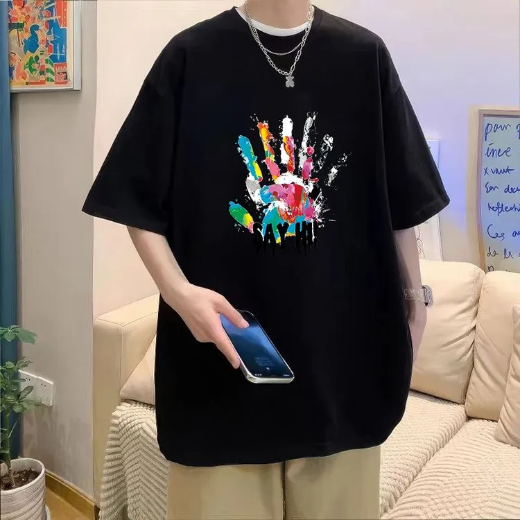 夏季潮流创意彩色手印印花五分袖上衣2025年短袖男款式百搭休闲男