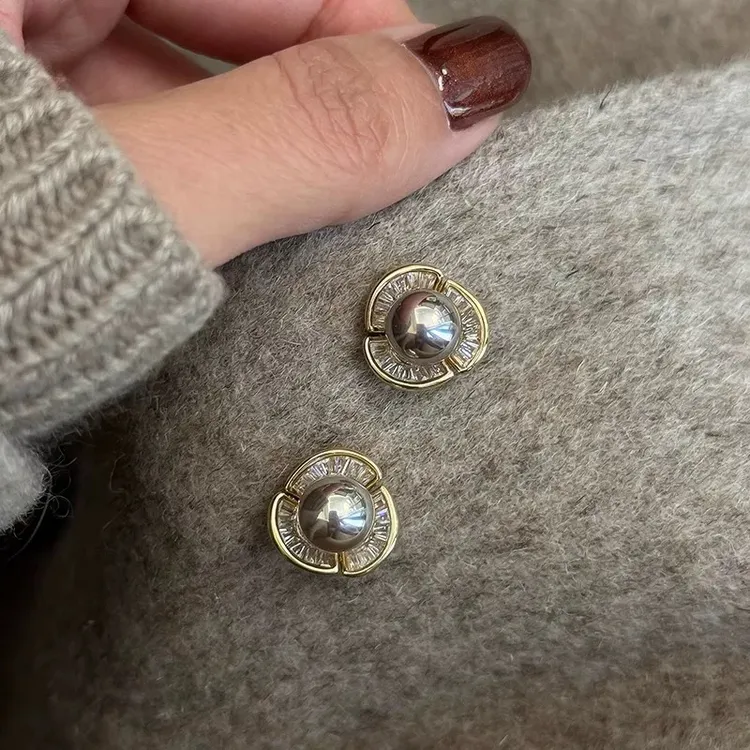 铜合金耳饰 韩国灰色珍珠耳钉耳环2025新款爆款高级感小众耳环