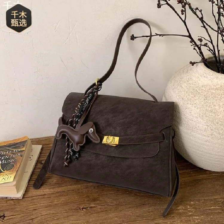 2025秋冬凯莉擦色牛皮邮差包百搭女夏女鳄鱼纹通勤女包