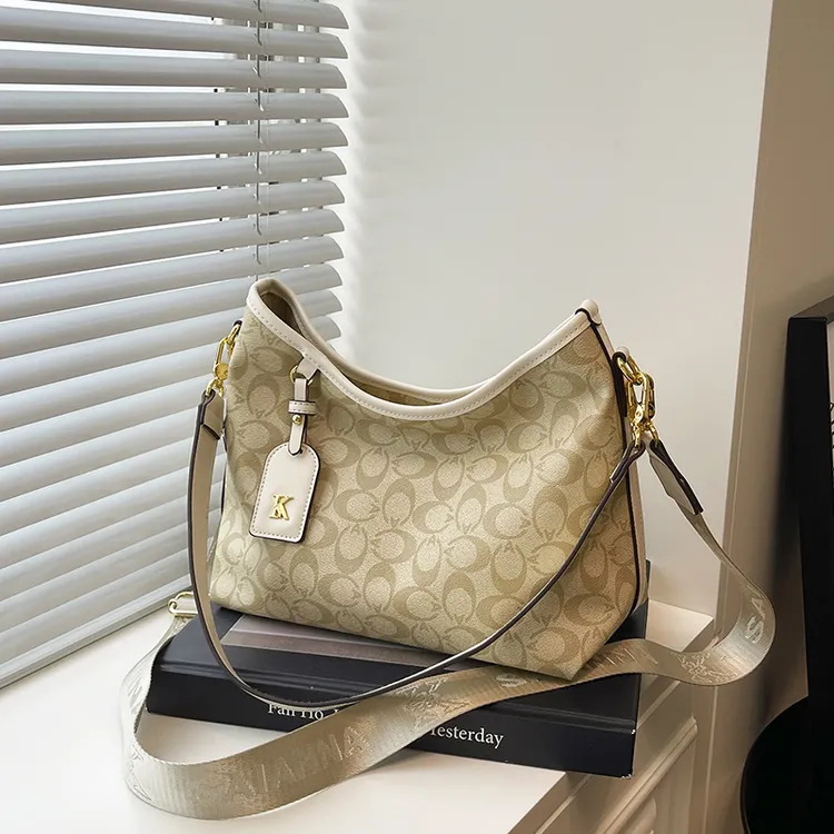 2025夏季新款包包流浪包大容量高颜值时髦包时尚单肩包手提女包