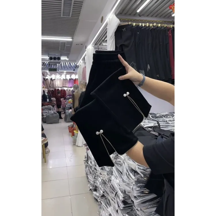 中式国风黑色丝绒微喇裤女2025秋冬季高腰休闲九分裤子百搭裤子新