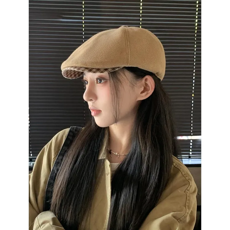 2025年新款韩版秋冬复古格子拼接前进帽子女时尚贝雷帽百搭画家帽