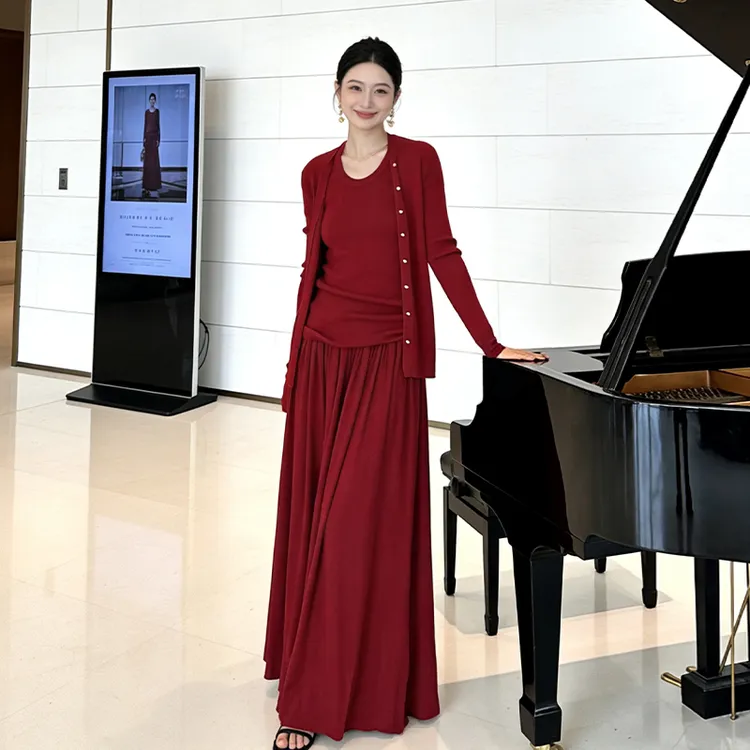 法式名媛风优雅时尚套装女秋冬新款洋气减龄高级感红色针织三件套