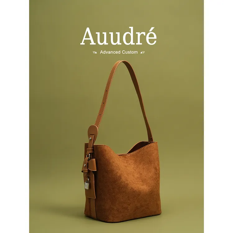 Auudre高级质感复古单肩腋下包包女2025新款秋冬百搭斜挎包水桶包