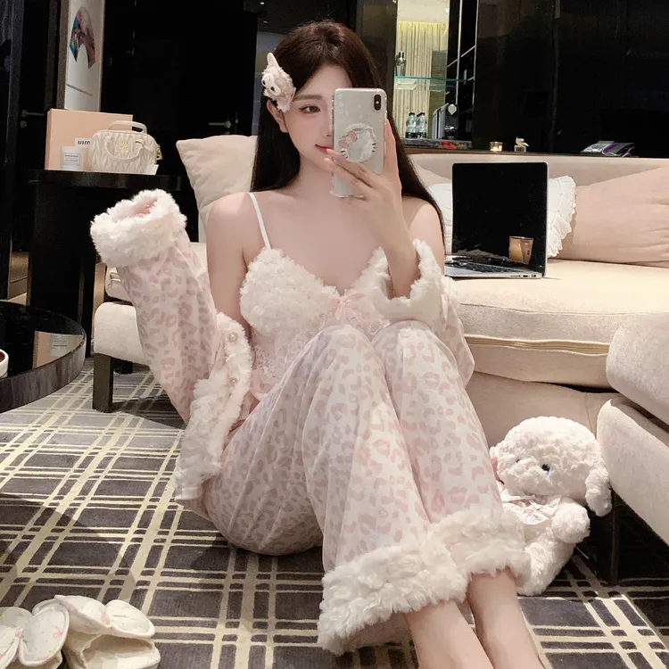 海岛绒睡衣女三件套性感甜美豹纹2025新款带胸垫可外穿秋冬家居服