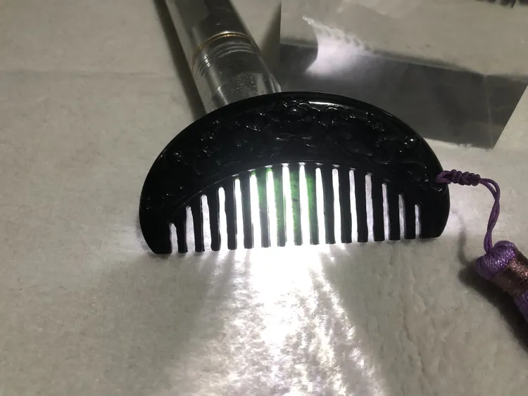 岫玉花开富贵梳子