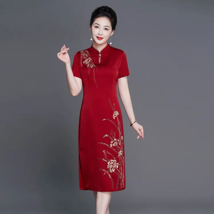 2025醋酸喜婆婆婚宴装新款高贵年轻喜妈妈婚礼旗袍气质时尚敬酒礼