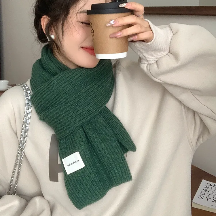 2024新款冬季保暖围脖女百搭韩系学生绿色短围巾针织毛线秋冬墨绿