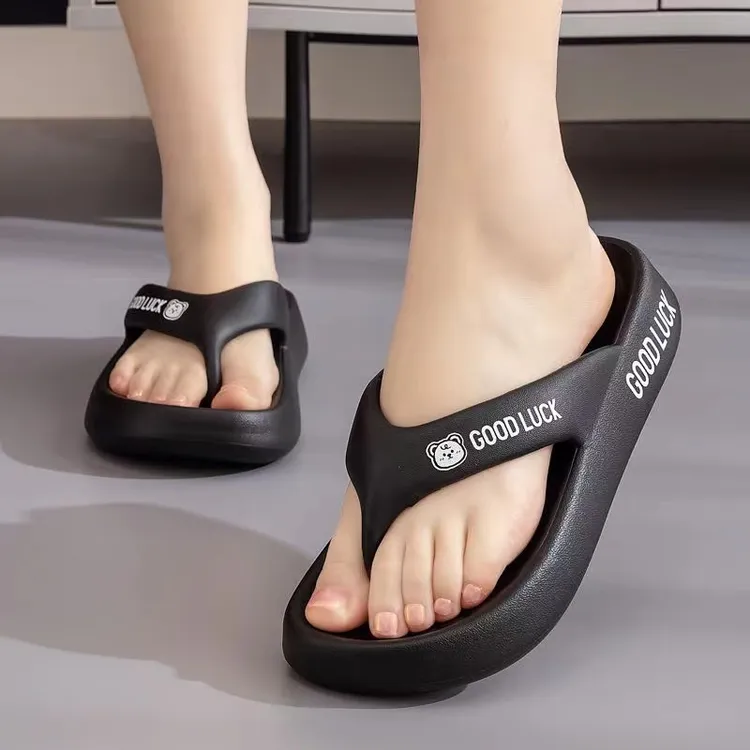 Eva踩屎感女士人字拖夏季新款室内家居防滑厚底外穿时尚沙滩凉鞋