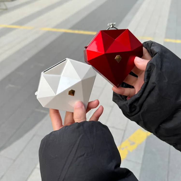 新款心形钻面首饰盒珠宝饰品包装收纳盒自动开求婚机关戒指盒