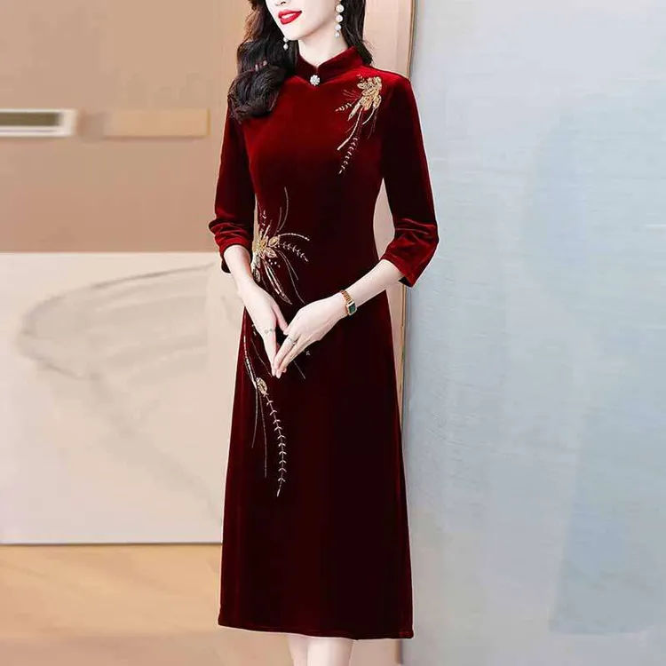 金丝绒妈妈婚宴礼服高贵年轻款旗袍中国风连衣裙女秋季喜婆婆衣服