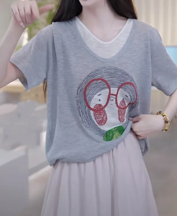 小众设计感趣味卡通印花减龄2025夏季新款V领拼接假两件短袖上衣