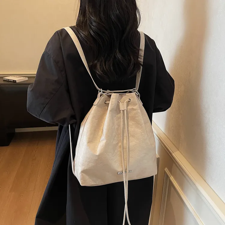 双肩包包单肩包托特包水桶包包新款气质大容量通勤女高颜值大容量