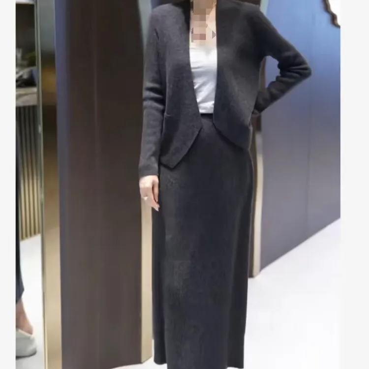 简约慵懒风时尚减龄气质优雅女装