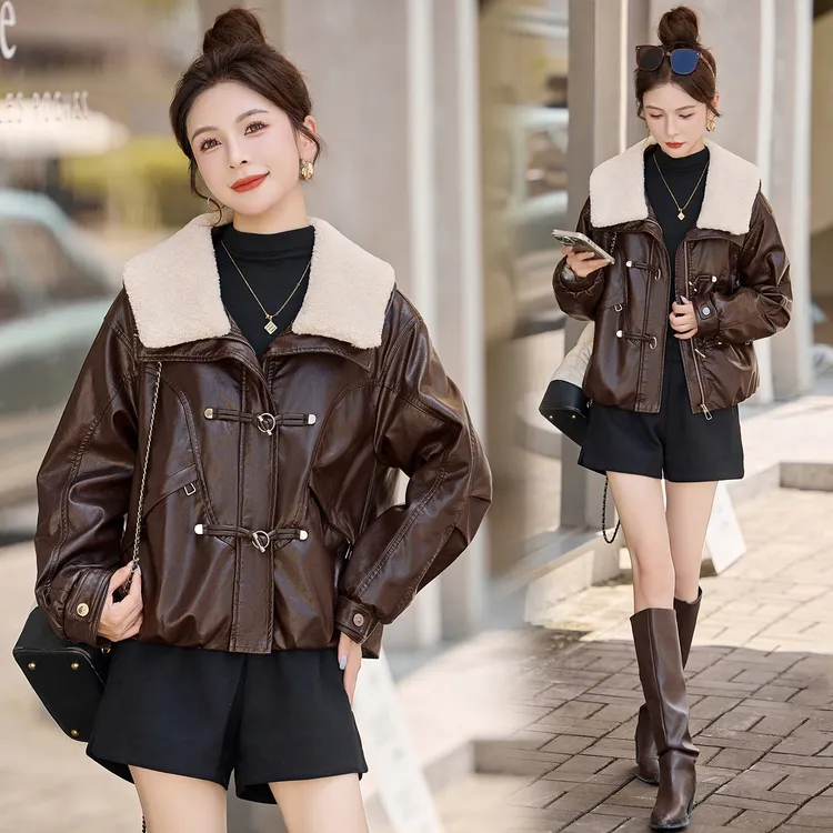 韩系穿搭休闲慵懒风厚款女加绒翻领拼接上衣宽松秋冬新款皮外套