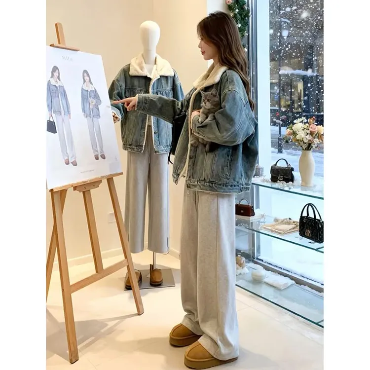 2025秋冬款加绒加厚牛仔外套女复古宽松百搭懒惰风夹克上衣