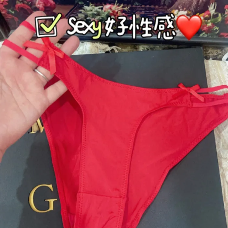 辣妹甜美风中腰半包臀高开叉三角裤女 薄款牛奶丝柔软速干内裤女 