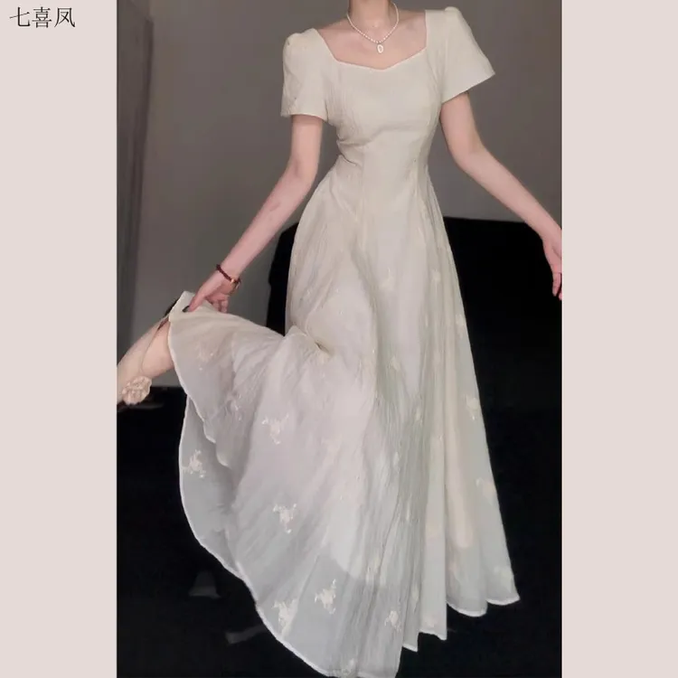 夏季新款高级感气质白色长款连衣裙女收腰米白吊带围巾领柔软舒适