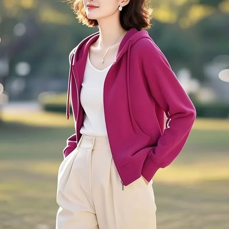 2025年中年妈妈装开春新款洋气上衣气质休闲网红秋冬女装洋气韩系