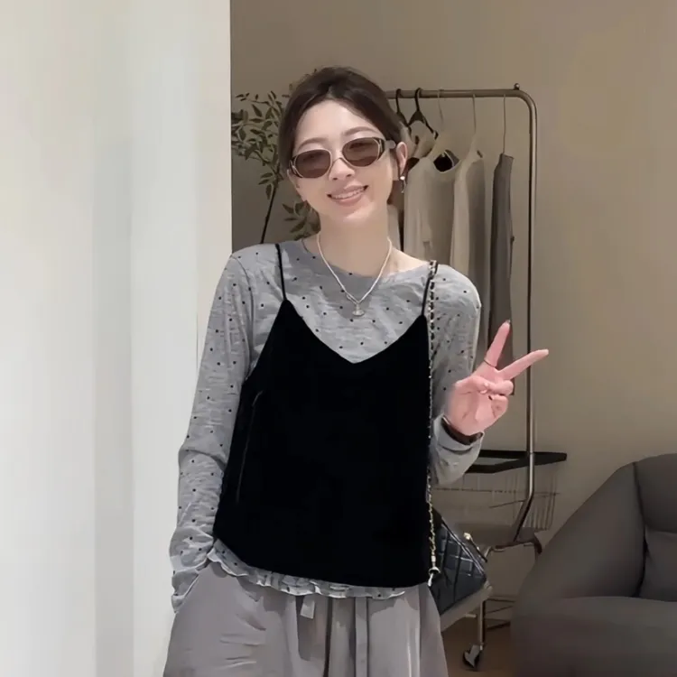 早秋独特超好看波点T恤配韩系设计感吊带叠穿气质上衣两件套6001