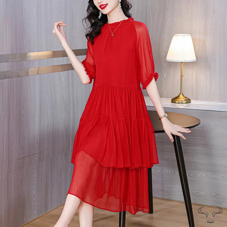 2025新款夏季连衣裙红色a字显瘦气质高端丝连衣裙
