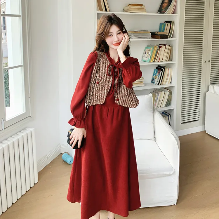 红色法式小香风马甲回门服订婚服显瘦长裙2025新款纯欲慵懒风女装