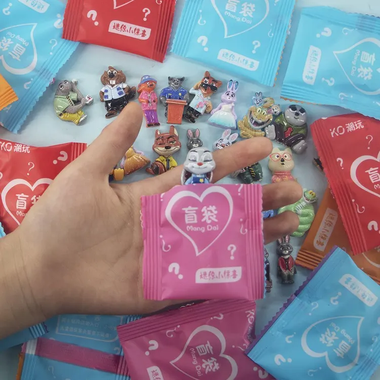 疯狂动物城盲袋拆拆乐儿童生日礼物小学生学校摆摊豪华盲袋拆拆乐