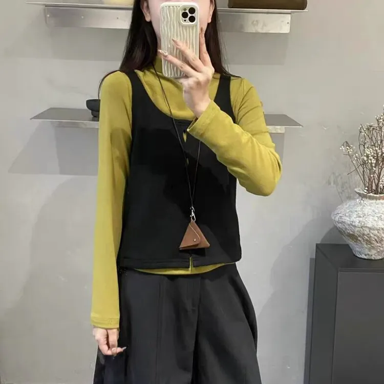 韩国东大门2025秋款气质显瘦减龄半高领T恤+马甲两件套女 配包包