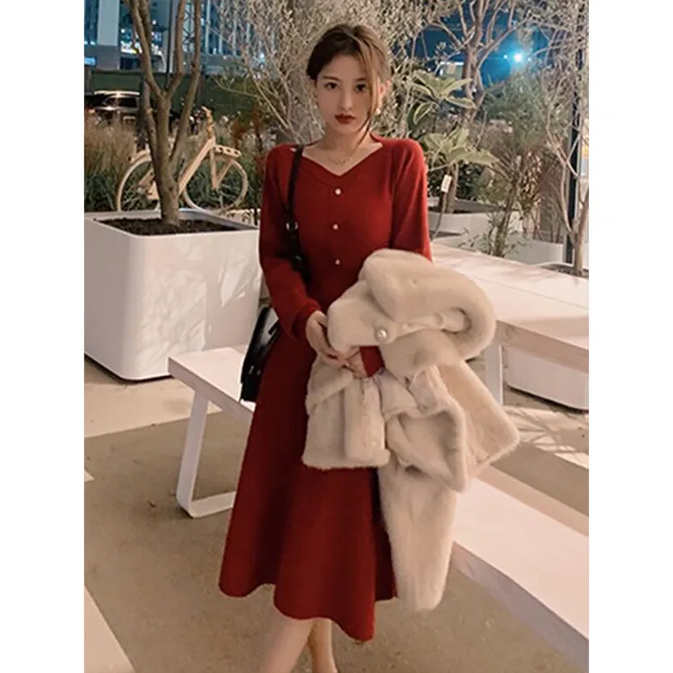 法式复古收腰针织连衣裙女秋冬新款赫本风气质减龄温柔风显瘦长裙