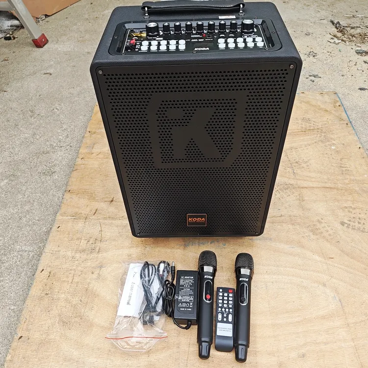 未拆封  10寸三分频户外拉杆音箱，带一对话筒，电池不做售后包邮