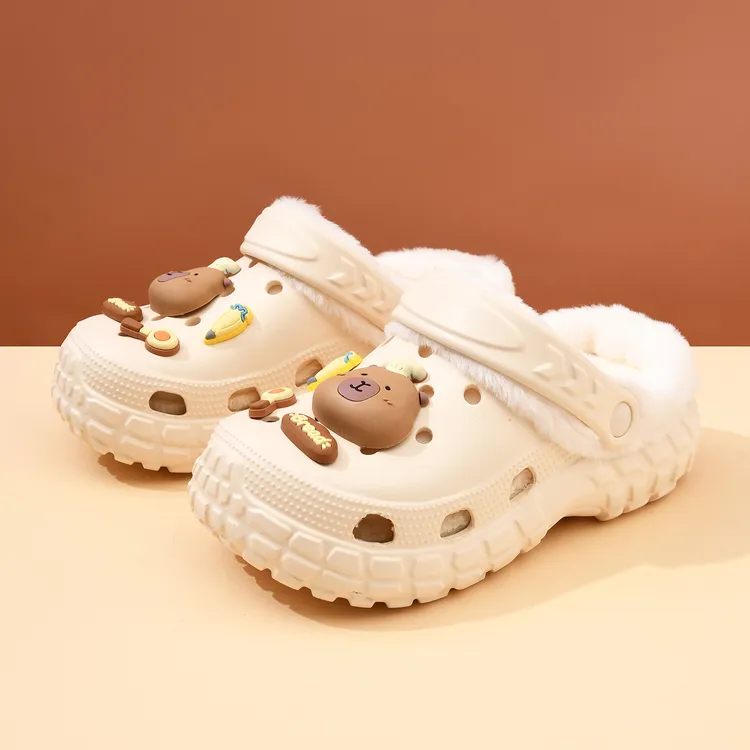 加绒洞洞鞋女款卡皮巴拉保暖秋冬季百搭2025新款冬天可外穿棉拖鞋