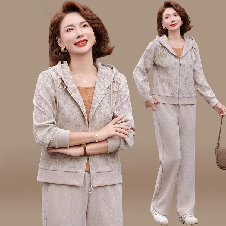 妈妈秋装2025新款运动服套装休闲两件套中老年女装春秋外套上衣服