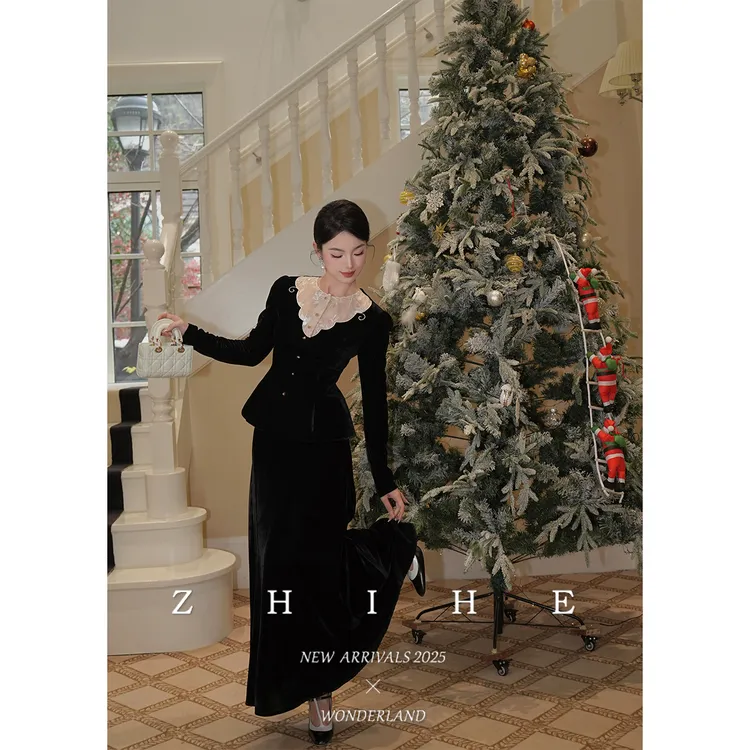 无艳一禾【温妮小姐】千金感静奢人丝丝绒蕾丝拼接收腰上衣+半裙