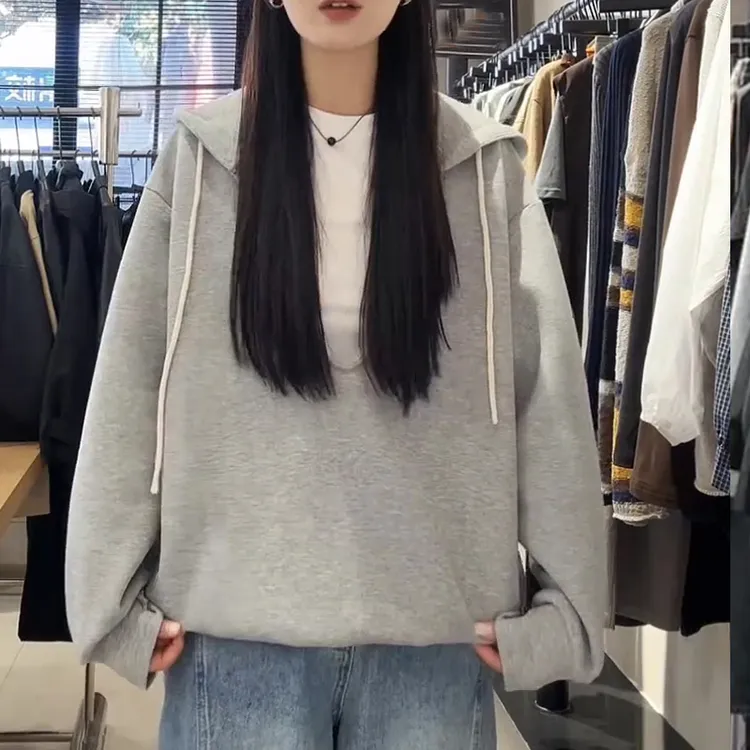 2025年早秋新款韩版洋气V领假两件上衣女宽松显瘦慵懒帽衫卫衣潮