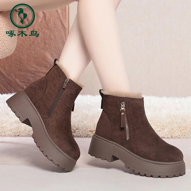 【啄木鸟】冬季新款短靴女加绒保暖马丁靴厚底防滑勃肯靴百搭棉靴