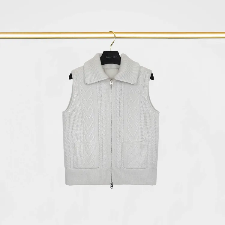 我是摩羯 太阳的后裔 MORO美丽诺羊毛羊绒绞花肌理秋冬针织马甲