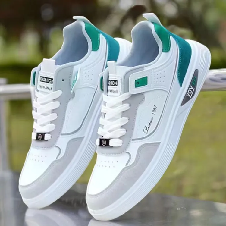 新款皮面防水运动鞋男士板鞋韩版休闲百搭小白鞋潮鞋