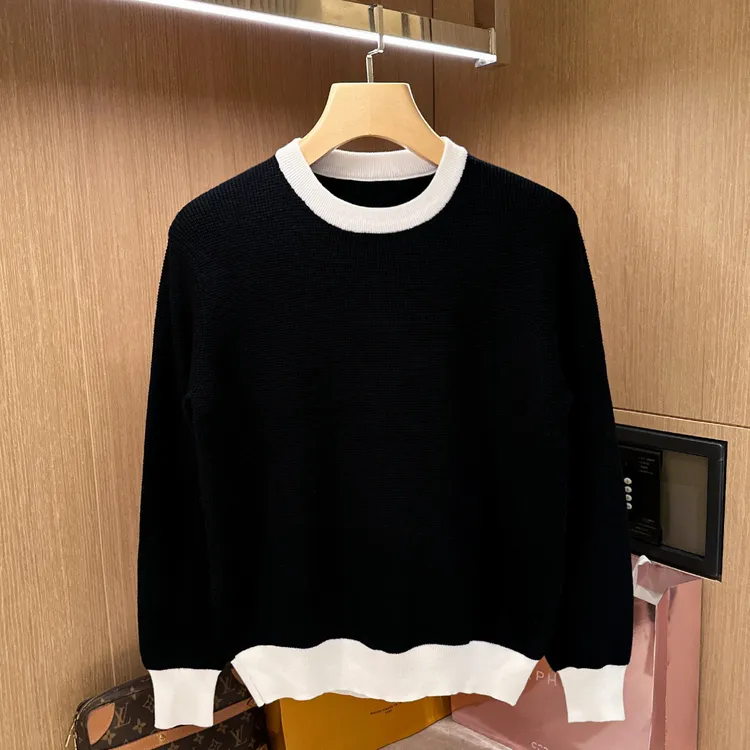 欧美简约修身男士内搭上衣针织衫秋冬款潮流独特黑白拼色毛衣男款