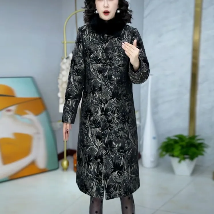 白鸭绒气质加厚保暖羽绒服女士冬季2025新款韩版时尚洋气显瘦外套