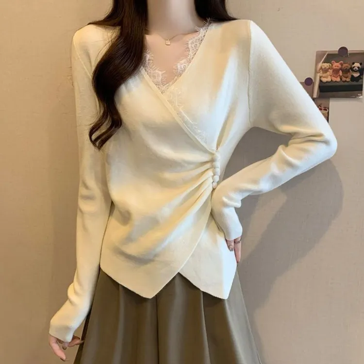 大码德绒设计感蕾丝拼接V领长袖T恤女秋冬季新款不规则交叉打底衫