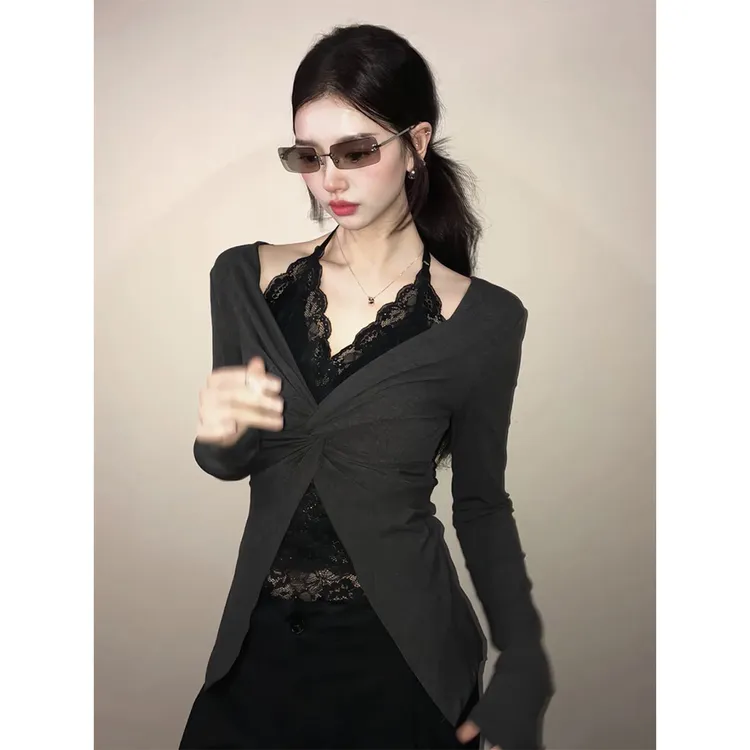 法式智性风假两件挂脖长袖t恤春秋季设计感小众蕾丝纽结拼接上衣