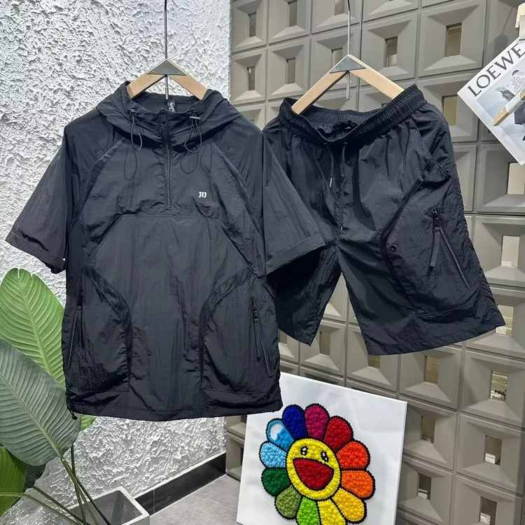 夏季男士套装短袖短裤透气速干工装连帽两件套薄款防晒宽松休闲