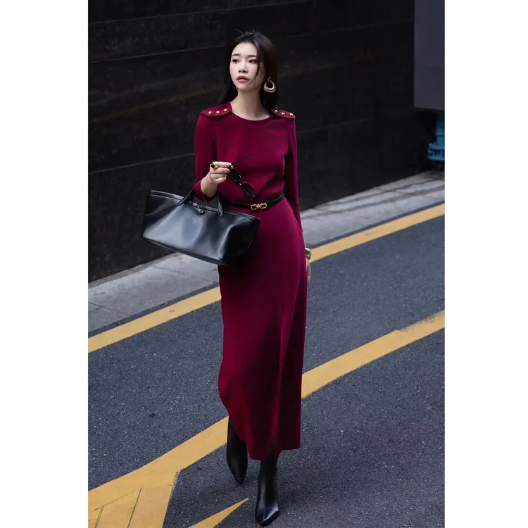 高级感通勤职业包臀裙女2025秋季新款修身显瘦气质长款开叉连衣裙